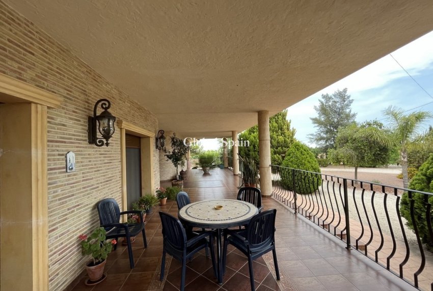 Venta - VILLA -
CALLOSA DEL SEGURA