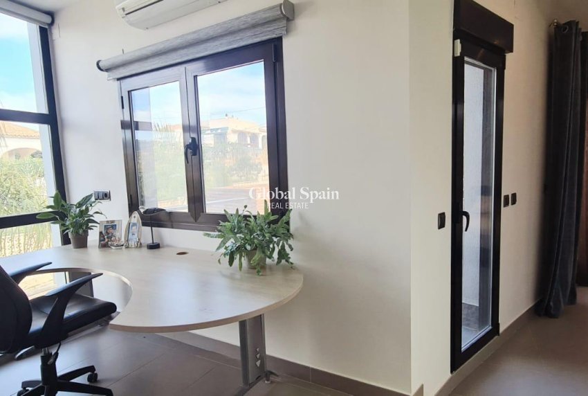 Venta - VILLA -
CALPE - Costa Blanca