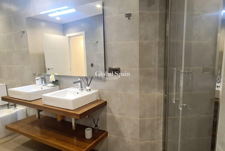 Venta - VILLA -
CALPE - Costa Blanca