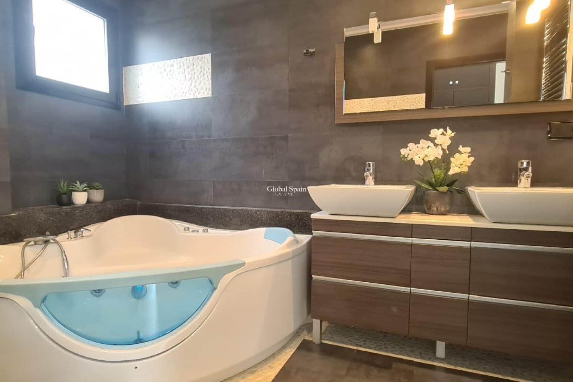 Venta - VILLA -
CALPE - Costa Blanca