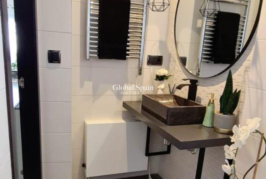 Venta - VILLA -
CALPE - Costa Blanca