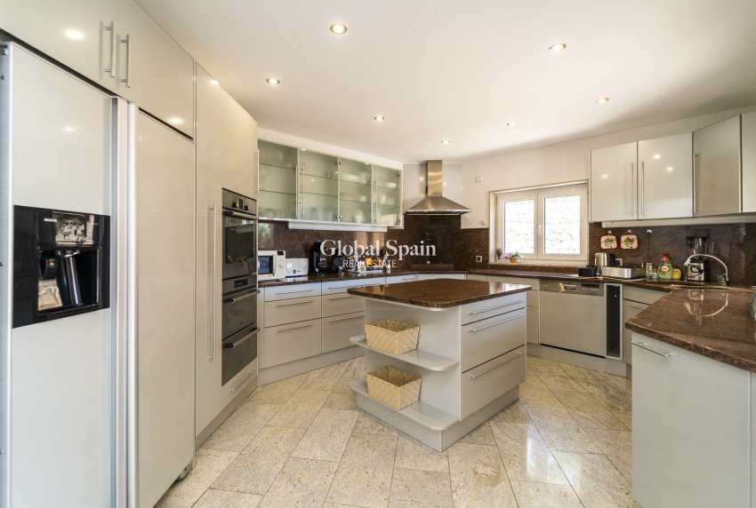 Venta - VILLA -
CALPE - Costa Blanca