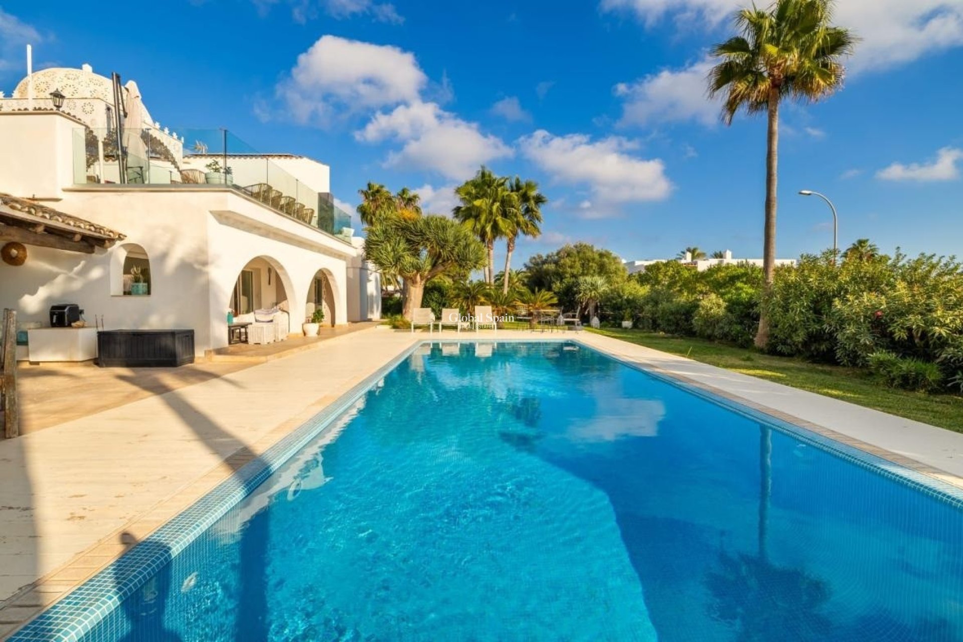 Venta - VILLA -
Calviá - Mallorca