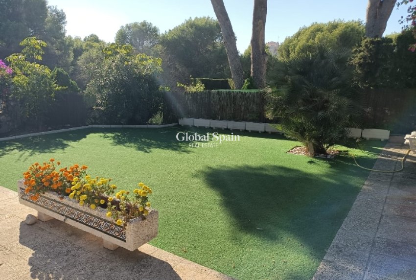 Venta - VILLA -
CAMPOAMOR - Costa Blanca