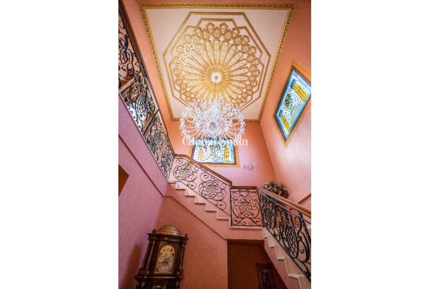 Venta - Villa -
CAMPOAMOR