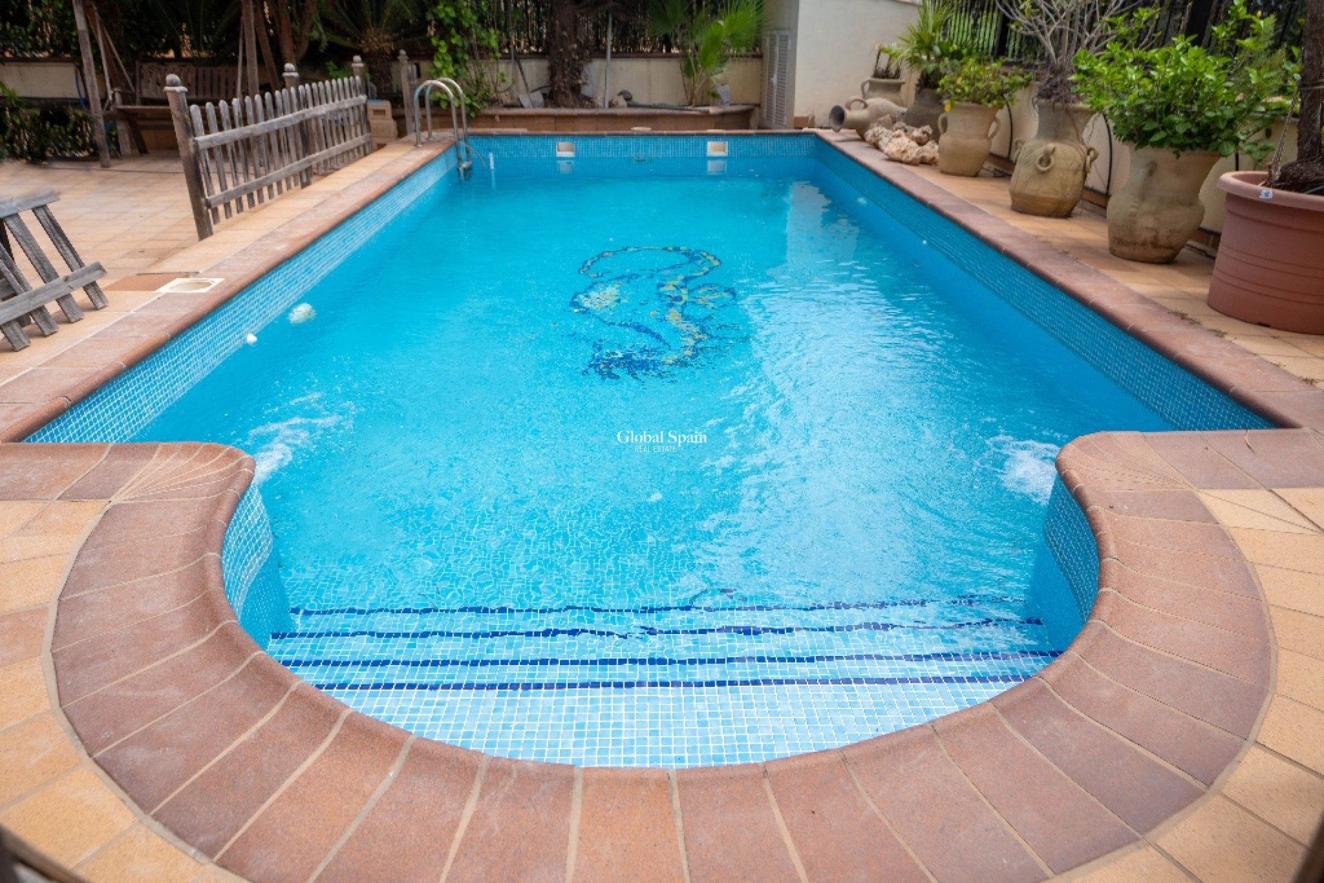 Venta - Villa -
CAMPOAMOR