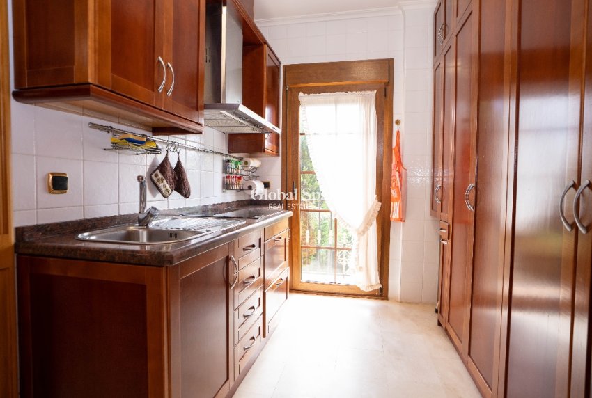 Venta - Villa -
CAMPOAMOR