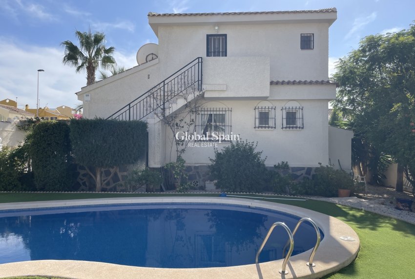Venta - VILLA -
CAMPOSOL - Inland