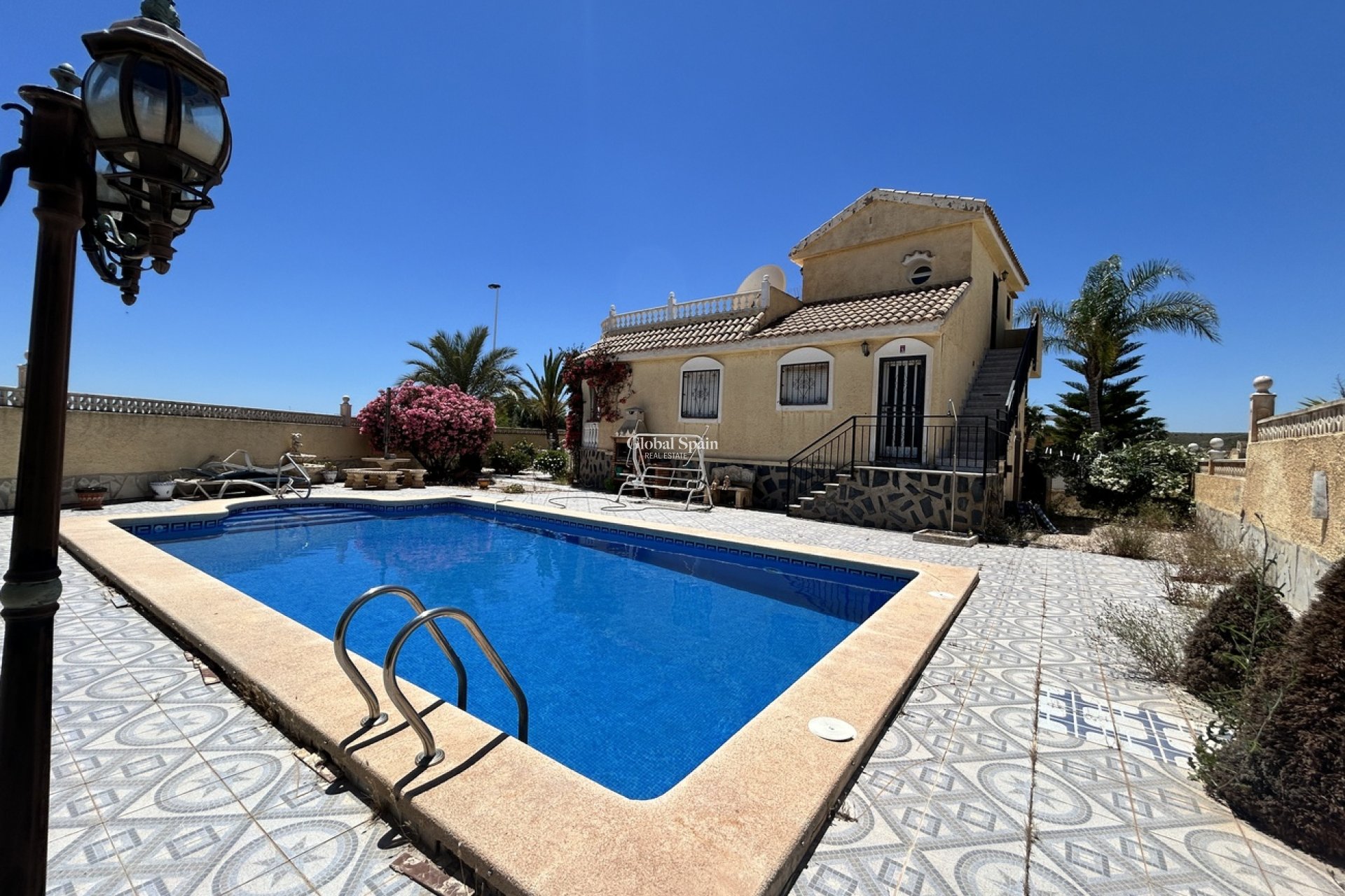 Venta - VILLA -
CAMPOSOL - Inland