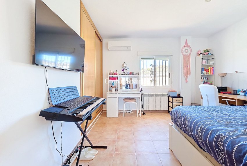 Venta - Villa -
Canada Del Trigo