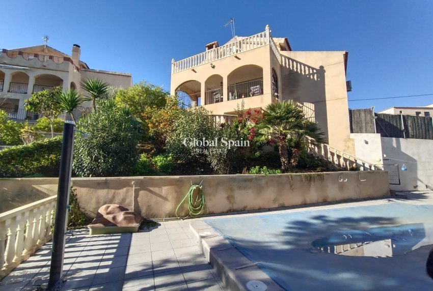 Venta - VILLA -
CAÑADAS DE SAN PEDRO - Inland