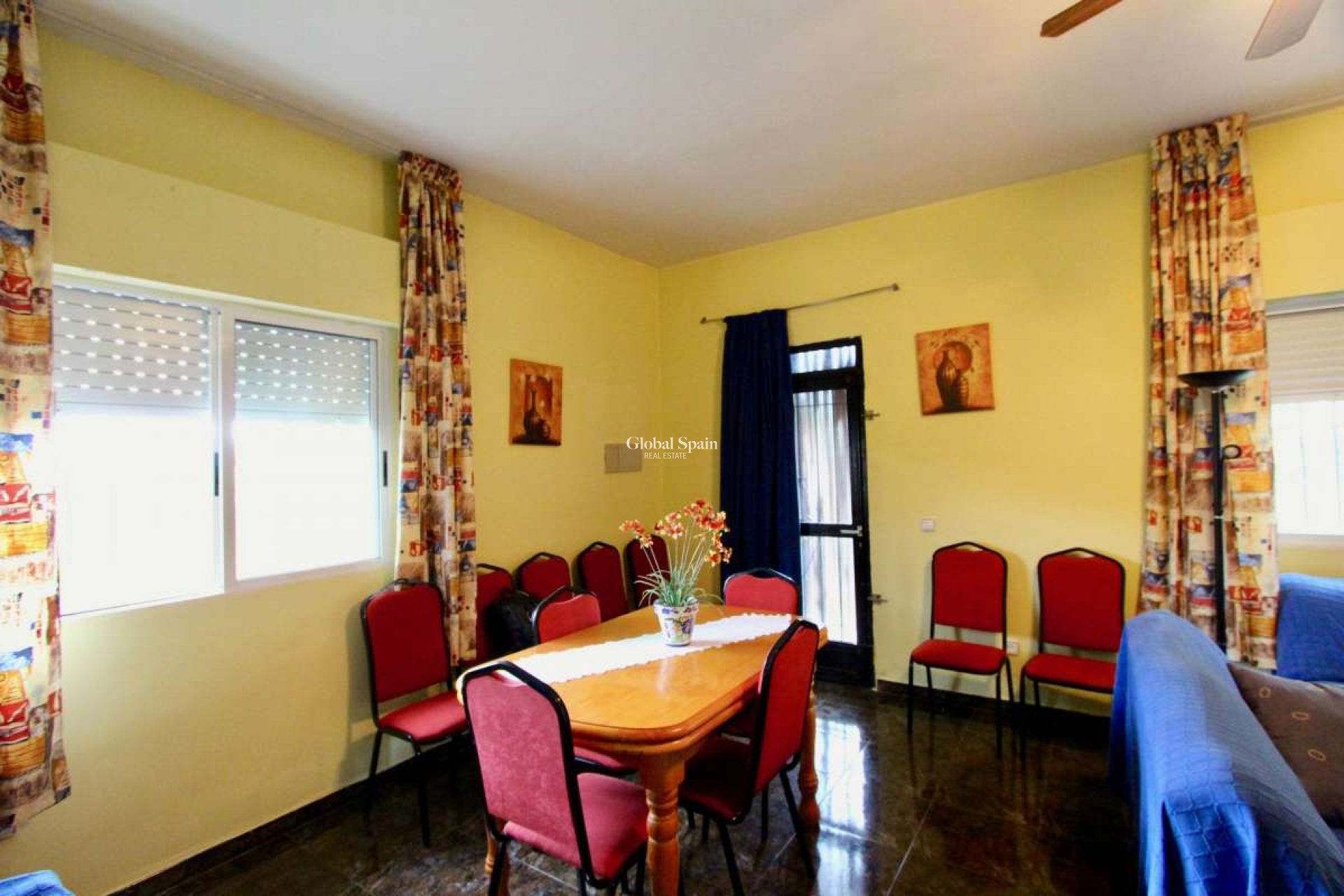 Venta - VILLA -
CAÑADAS DE SAN PEDRO - Inland