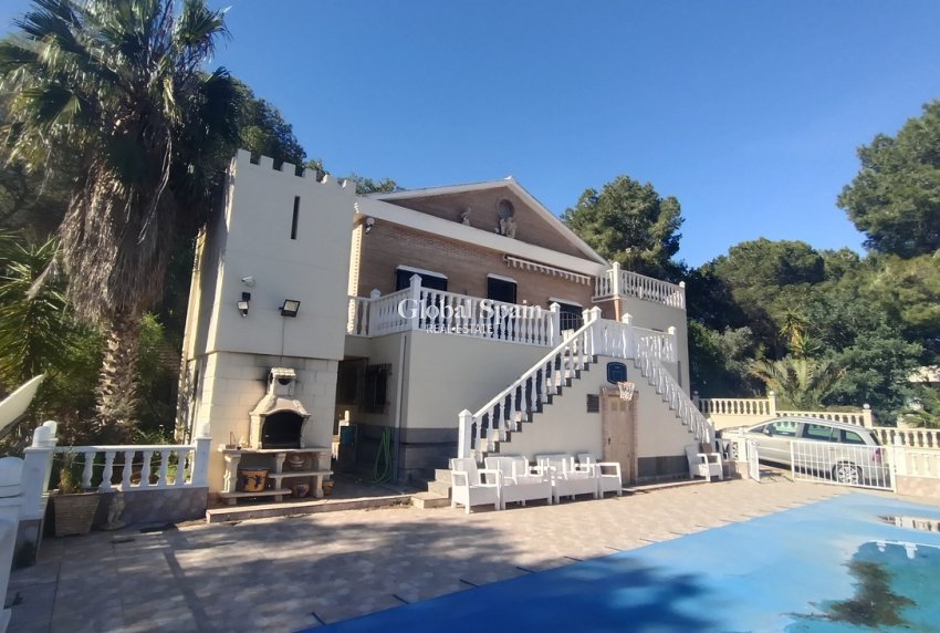 Venta - VILLA -
CAÑADAS DE SAN PEDRO - Inland