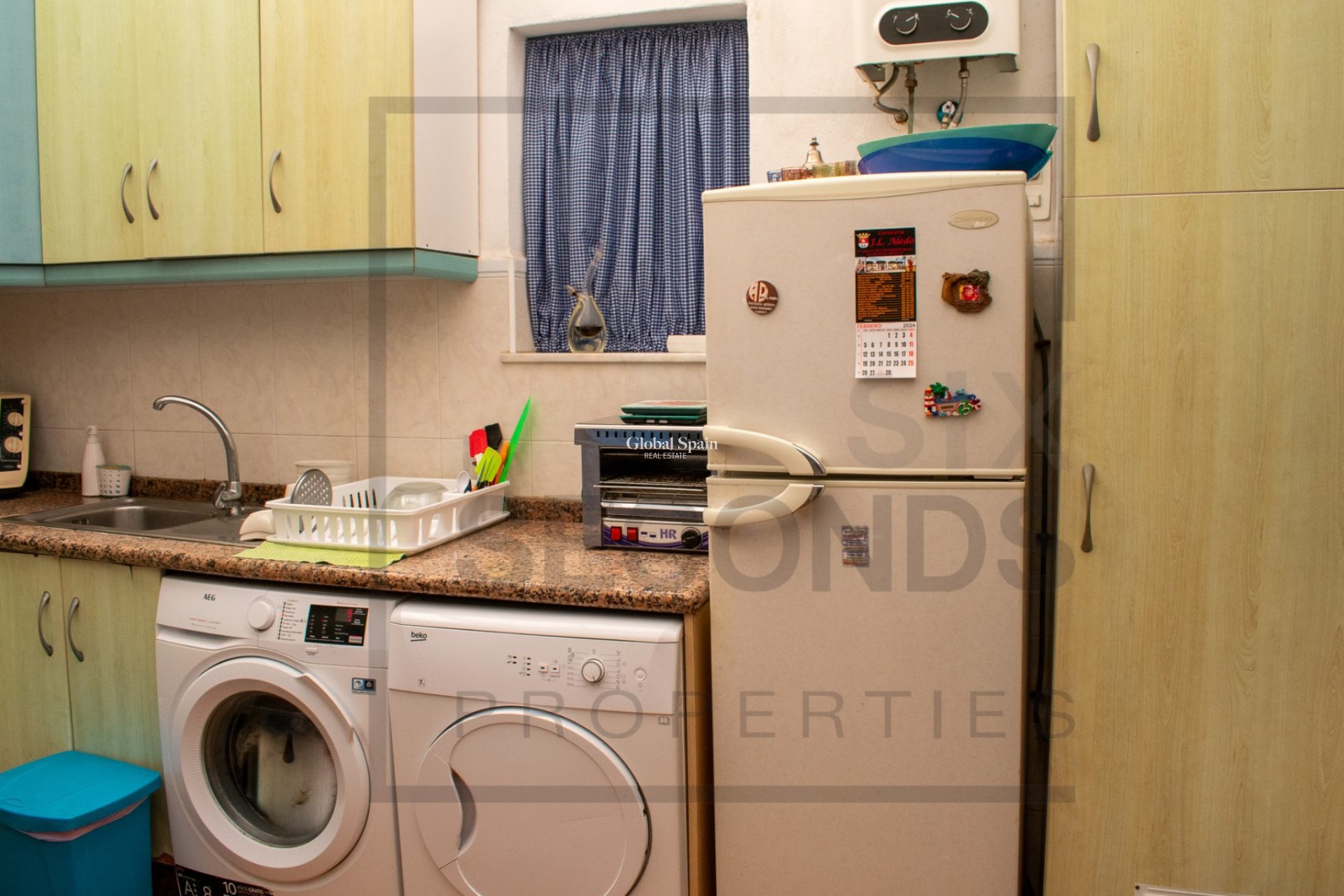 Venta - Villa / Casa adosada -
GUARDAMAR DEL SEGURA - Guardamar pueblo