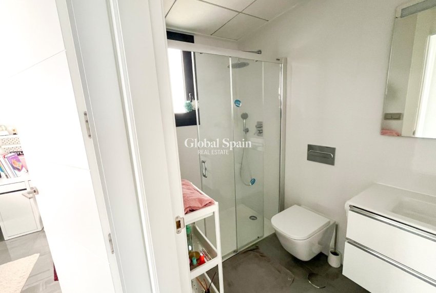 Venta - Villa / Casa adosada -
TORREVIEJA - LOS BALCONES - LOS ALTOS