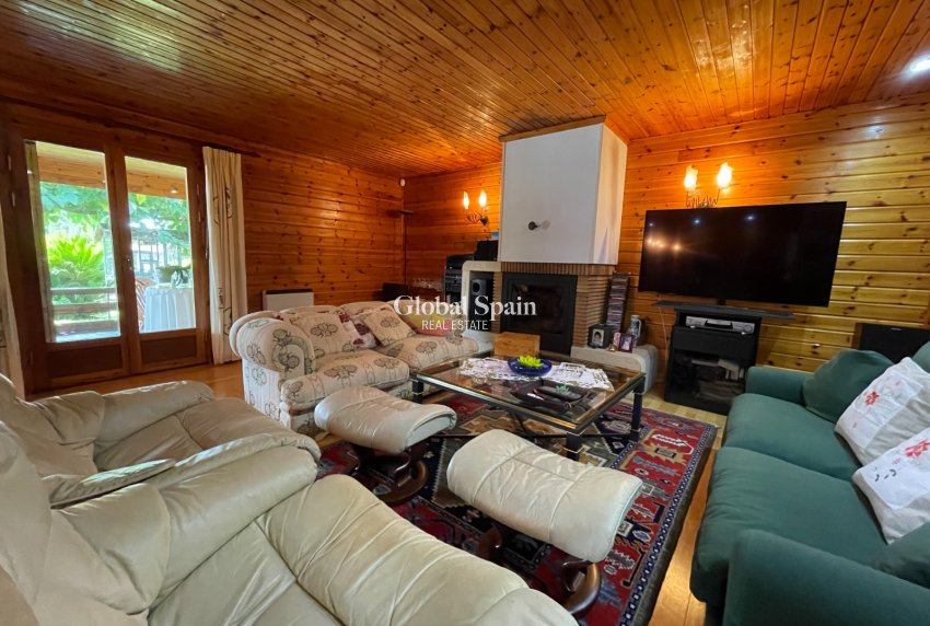 Venta - Villa / Casa unifamiliar -
SAN FULGENCIO - La Marina