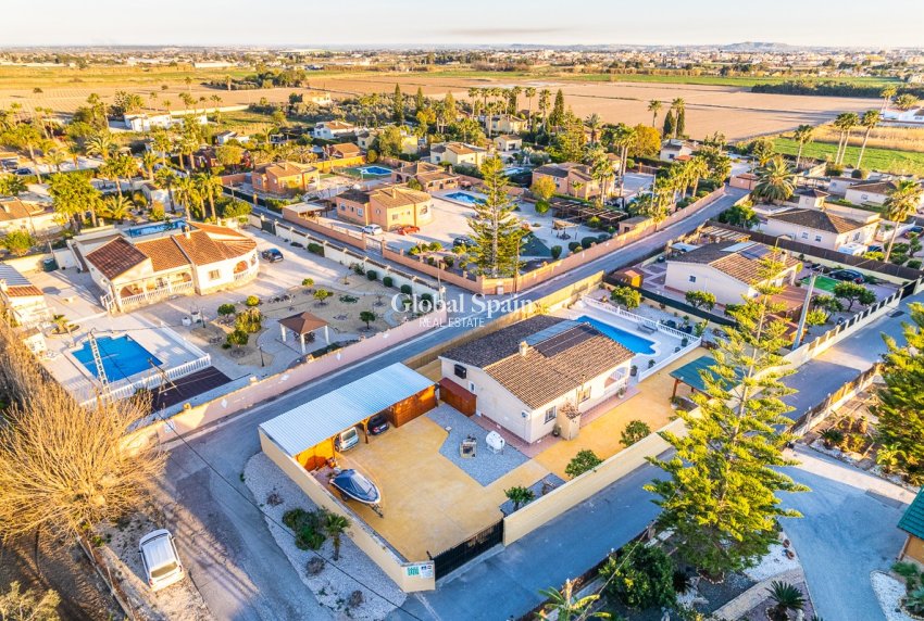 Venta - VILLA -
CATRAL - Catral