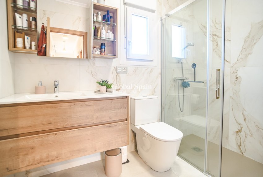 Venta - VILLA -
CATRAL - Catral