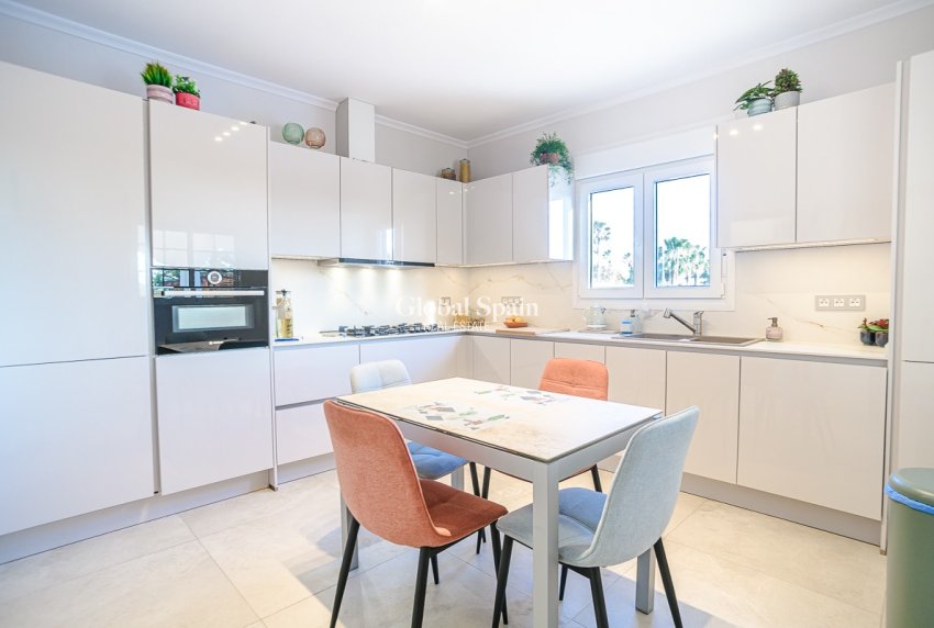 Venta - VILLA -
CATRAL - Catral