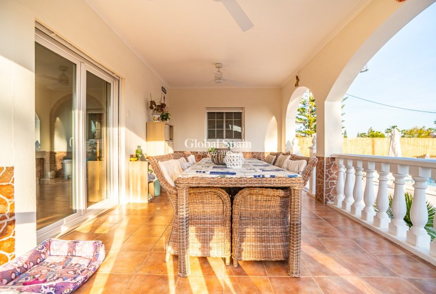 Venta - VILLA -
CATRAL - Catral