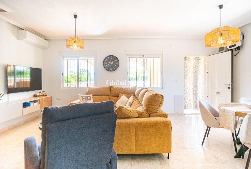 Venta - VILLA -
CATRAL - Catral