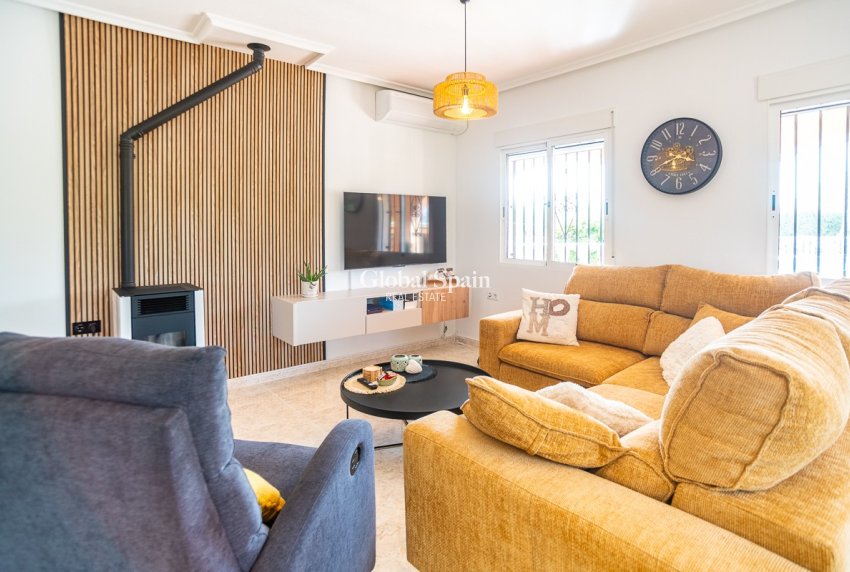 Venta - VILLA -
CATRAL - Catral