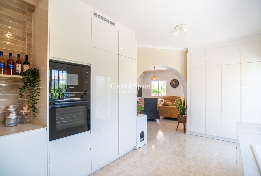 Venta - VILLA -
CATRAL - Catral