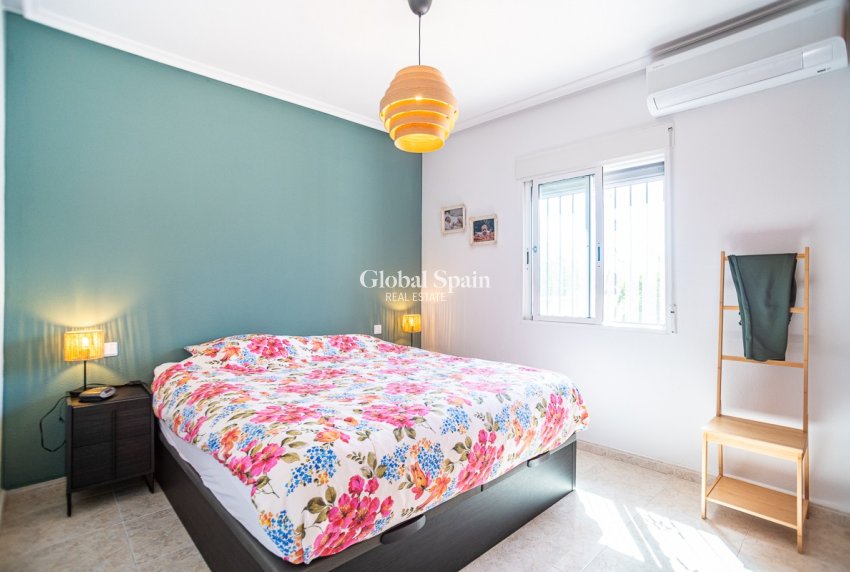 Venta - VILLA -
CATRAL - Catral