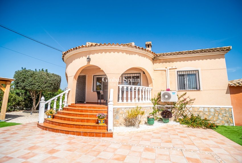 Venta - VILLA -
CATRAL - Catral