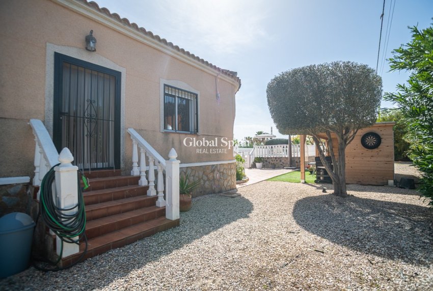 Venta - VILLA -
CATRAL - Catral