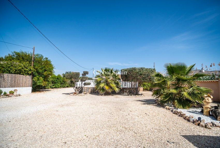 Venta - VILLA -
CATRAL - Catral