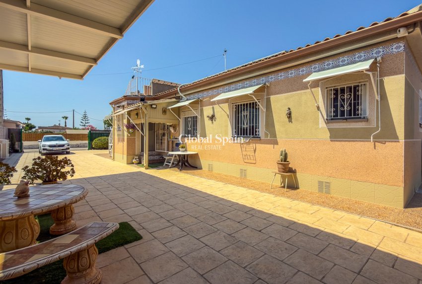 Venta - VILLA -
CATRAL - Catral