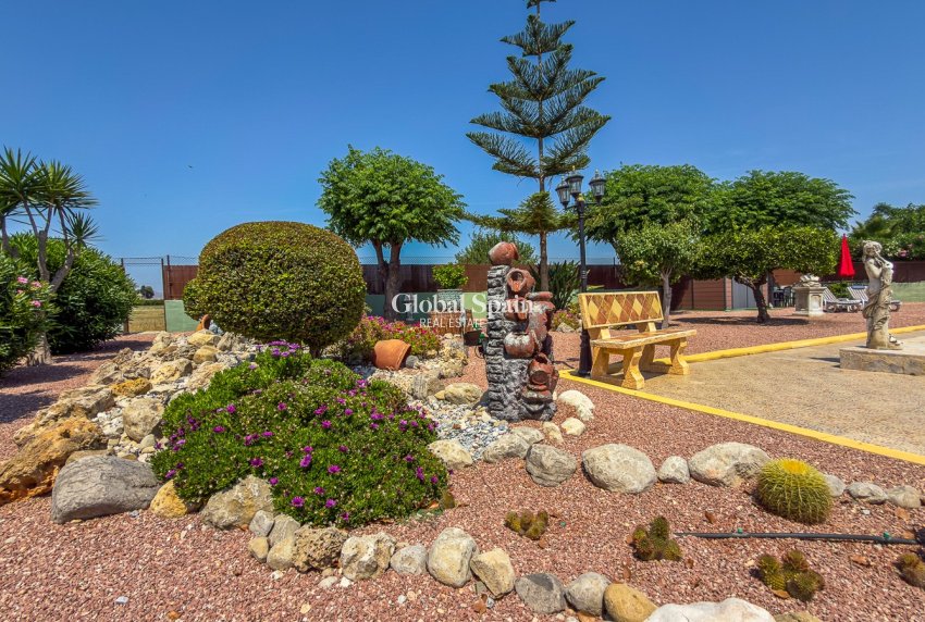Venta - VILLA -
CATRAL - Catral