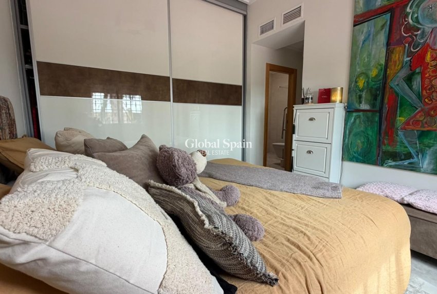 Venta - VILLA -
CATRAL - Comunidad Valenciana