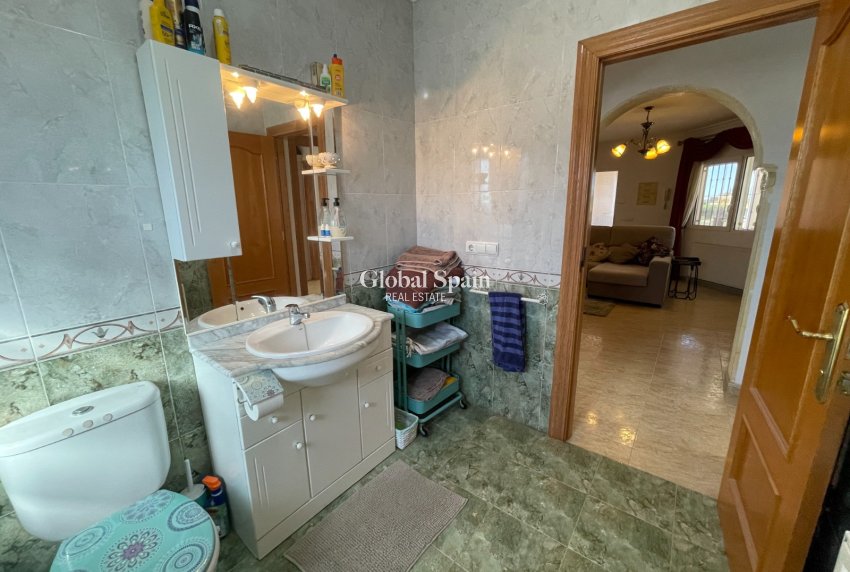 Venta - VILLA -
CATRAL - Costa Blanca