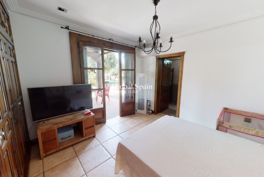 Venta - VILLA -
CATRAL - Costa Blanca