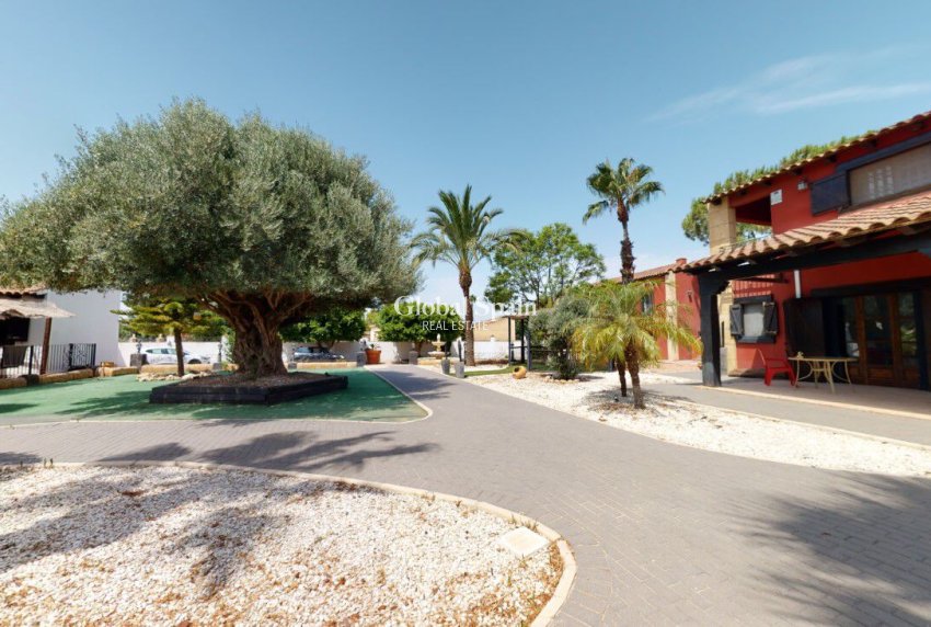 Venta - VILLA -
CATRAL - Costa Blanca