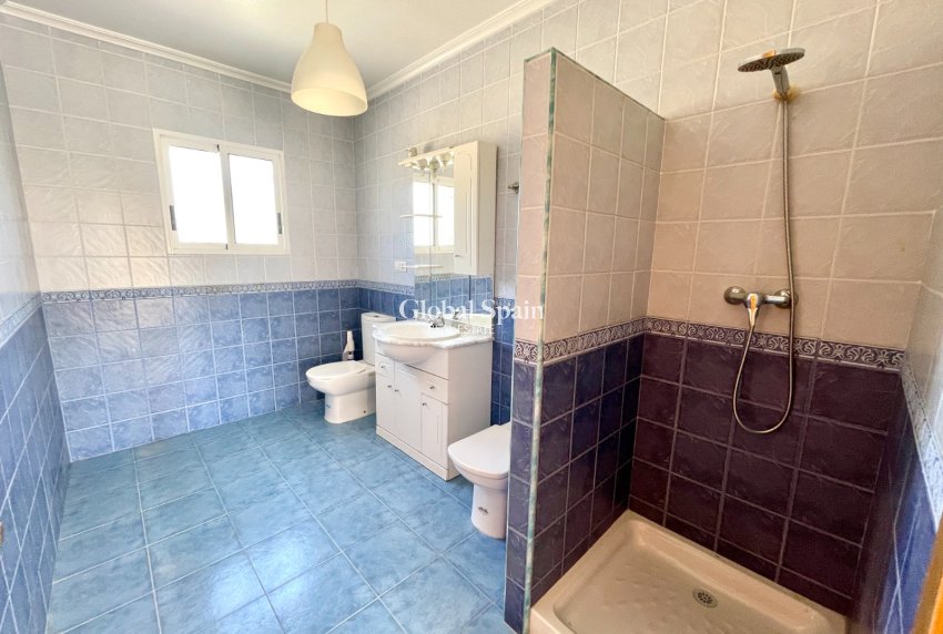 Venta - VILLA -
CATRAL - Costa Blanca