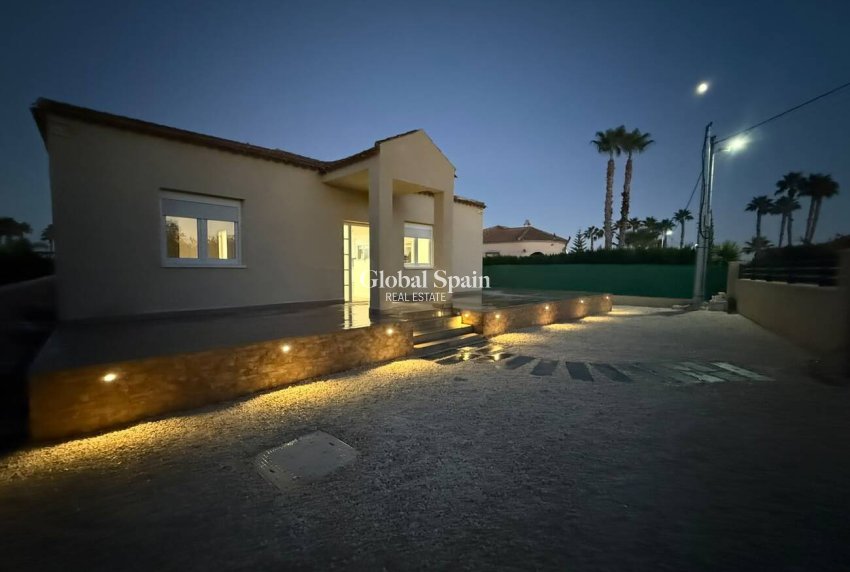 Venta - VILLA -
CATRAL - Costa Blanca