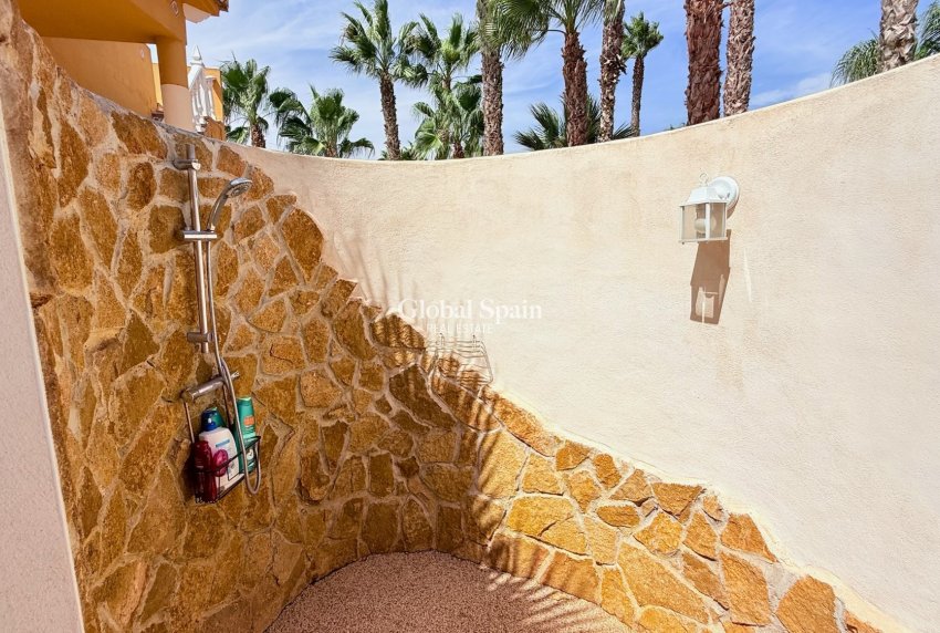 Venta - VILLA -
CATRAL
