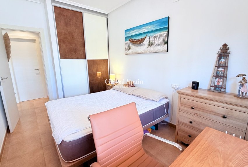 Venta - VILLA -
CATRAL