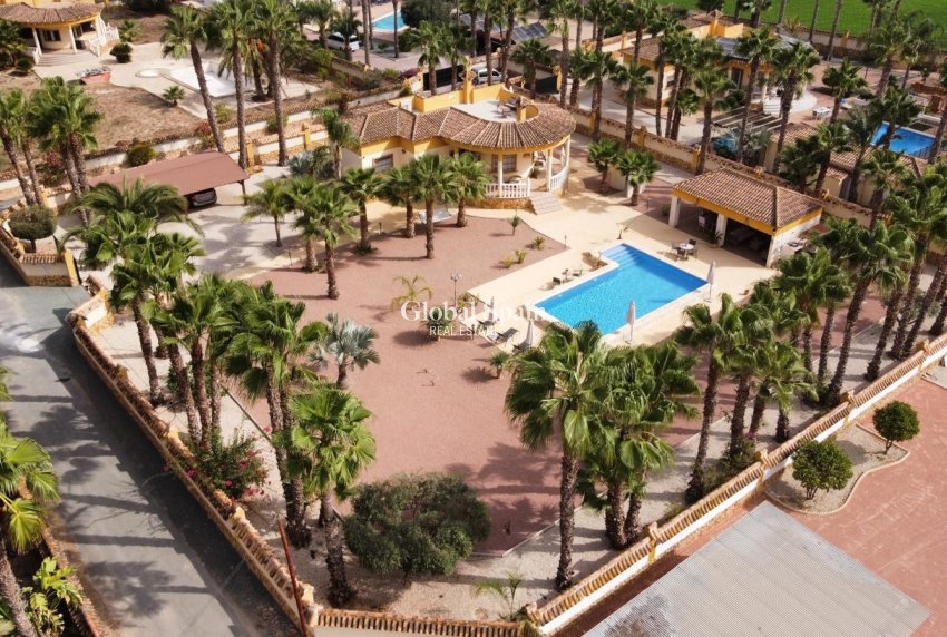 Venta - VILLA -
CATRAL