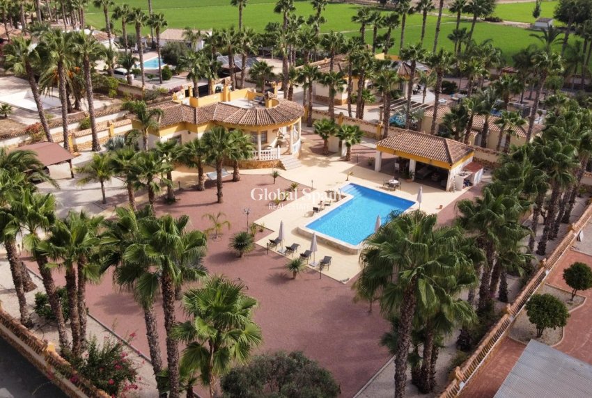 Venta - VILLA -
CATRAL
