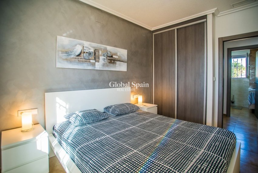 Venta - VILLA -
CATRAL