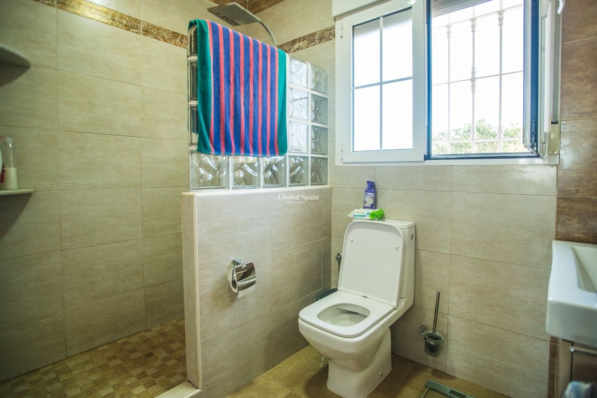 Venta - VILLA -
CATRAL