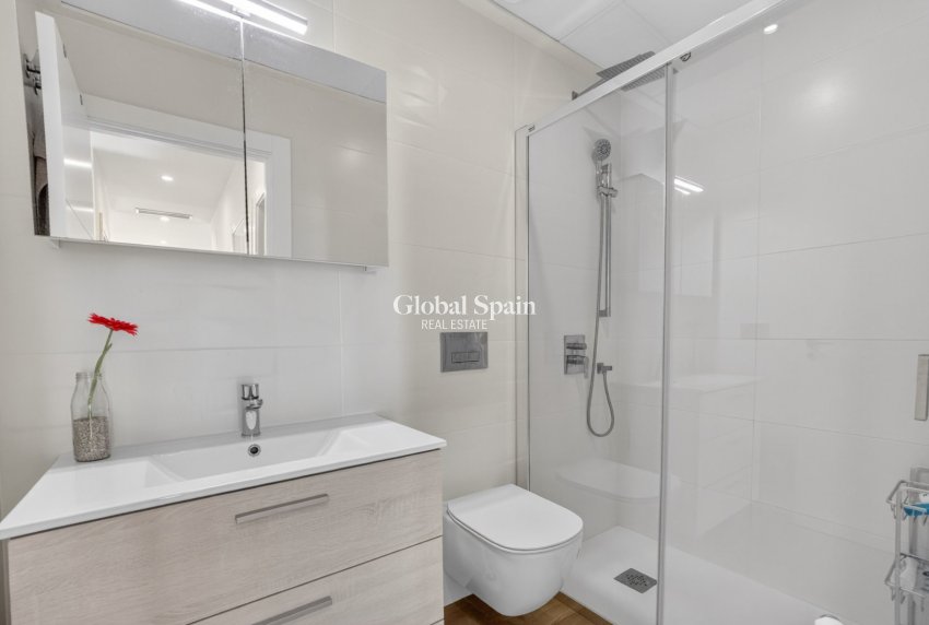 Venta - VILLA -
CIUDAD QUESADA - Alicante