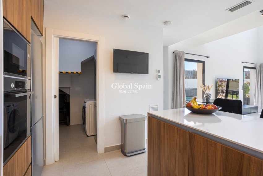 Venta - VILLA -
CIUDAD QUESADA - center