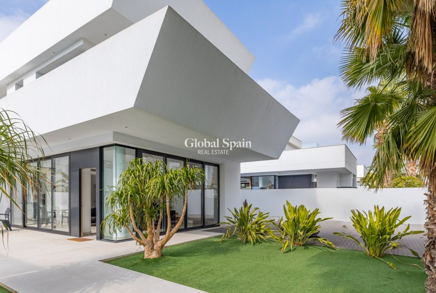 Venta - Villa -
CIUDAD QUESADA - Ciudad Quesada