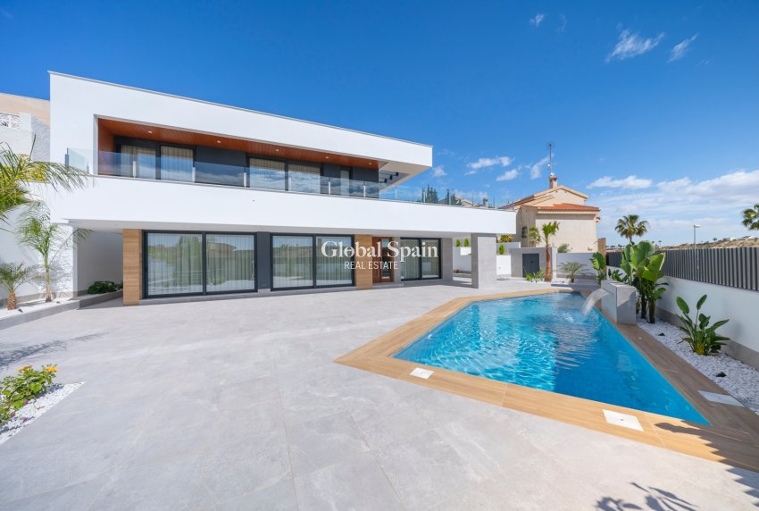 Venta - VILLA -
CIUDAD QUESADA - La Marquesa Golf