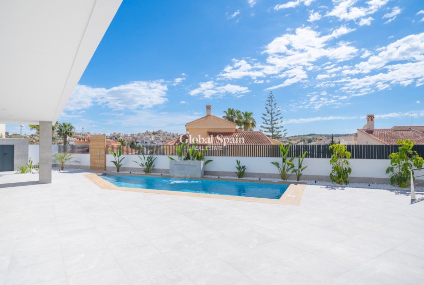 Venta - VILLA -
CIUDAD QUESADA - La Marquesa Golf